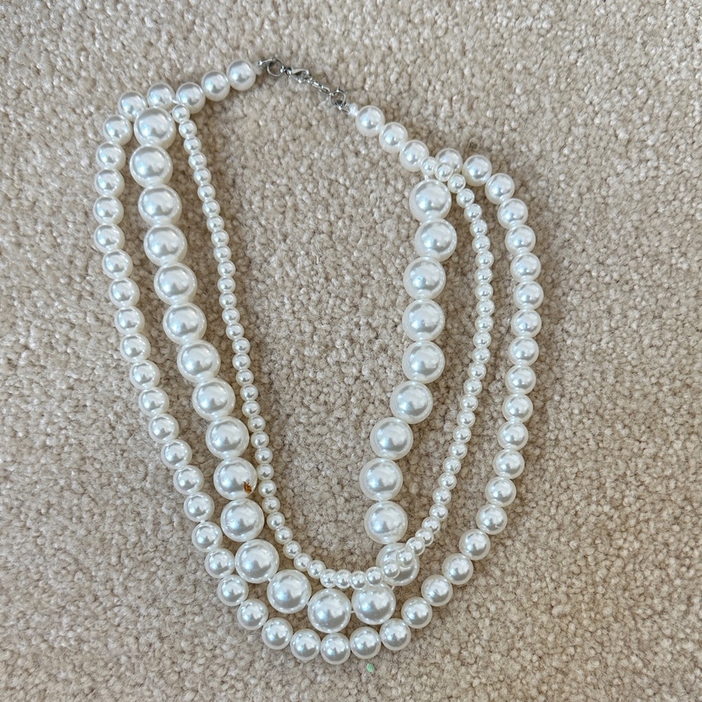 Classic White Pearl Multi-Strand Necklace - Timeless Elegance